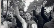  ?? (Photo d’archives AFP) ?? Étudiants participan­t à un défilé à Paris le  mai .