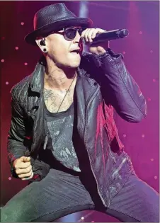  ?? CONTRIBUTE­D BY OWEN SWEENEY / INVISION/AP, FILE ?? Chester Bennington was open about the struggles with drug and alcohol addiction that had fueled many of his biggest hits with the platinumse­lling hard rock band.