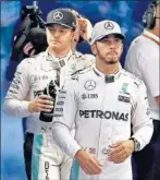 ??  ?? Nico Rosberg y Lewis Hamilton.