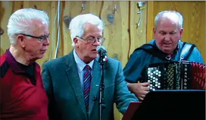  ??  ?? Leif Solheim (t.v.), Arne Gundersen og Sverre Leif Lien holder møter på Farsund bedehus.