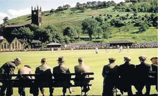  ??  ?? Todmorden CC mid 1950s