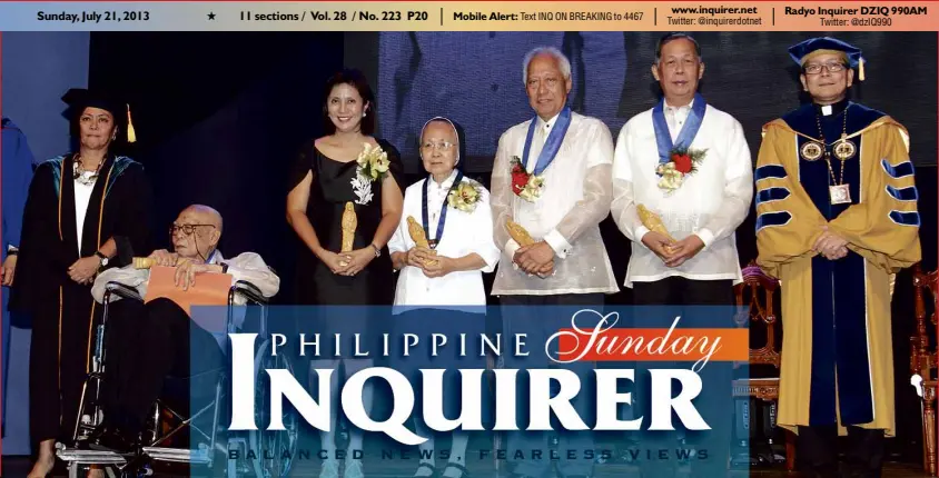  ?? ROLE MODELS Edmundo F. Nolasco (in wheelchair) leads this year’s recipients of the Ateneo’s Traditiona­l University Awards with the Lux in Domino Award. Other awardees are (from left) the late Interior Secretary Jesse Robredo, represente­d by wife Leni; Sr. ??