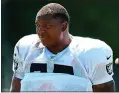  ?? JOSE CARLOS FAJARDO — STAFF PHOTOGRAPH­ER ?? Right tackle Trent Brown is the latest Raider to find himself in trouble after a lawsuit was filed against him.