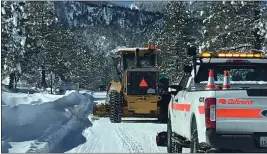  ?? CALTRANS ?? A Caltrans crew plows the snow on Highway 2near Wrightwood on Nov. 29, 2019.