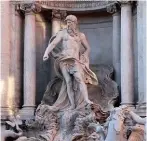  ??  ?? Eternal: Trevi Fountain in Rome