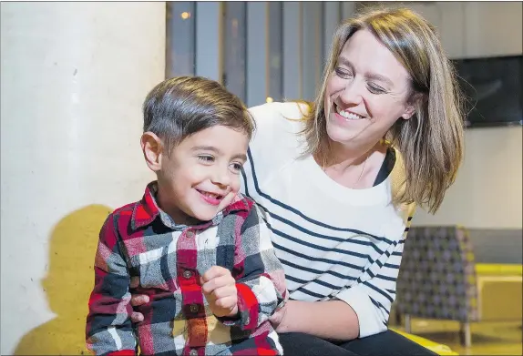  ?? RICHARD LAM/PNG ?? Andrea Sandhu plays with her son Kai, an active three-year-old who loves the outdoors, and trains, cars and trucks.