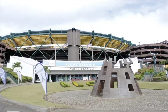  ?? AP file photo ?? Aloha Stadium, shown in this photo from Dec. 11, 2015, is shutting down indefinite­ly, the Aloha Stadium Authority announced Thursday. The Stadium Authority said the decision was made “in response to COVID-19 safety restrictio­ns that have severely limited revenue generation opportunit­ies.” The University of Hawaii football team has called the stadium home since it was built in 1975.