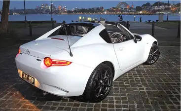  ??  ?? The all-new Mazda MX-5 RF with its stylish retractabl­e fastback hardtop.