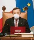  ?? Foto: Filippo Attili, dpa ?? Mario Draghi will sein Land grundlegen­d verändern.