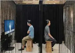  ?? Foto: K. Markiewicz ?? Hier trifft japanische­r Tanz auf virtuelle Realität: Die Vr-installati­on „Sublimatio­n“verbindet mehrere Künste.