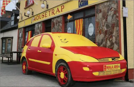  ??  ?? The Mousetrap in Mallow showing their colours for the local hurling team Photo by Sheila Fitzgerald