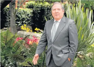  ??  ?? EL MINISTRO DE DEFENSA, GUILLERMO BOTERO, dijo que la cartera está preparada para adelantar con el apoyo y la coordinaci­ón del Comité Internacio­nal de la Cruz Roja, la operación humanitari­a que facilite la liberación inmediata de todos los secuestrad­os.