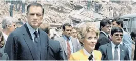  ?? BOB DAUGHERTY/AP FILE ?? In this Sept. 24, 1985 photo, first lady Nancy Reagan and U.S. Ambassador to Mexico John Gavin, left, view earthquake damage in Mexico City. Gavin died Friday.