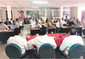  ?? FOTO: CORTESÍA LIBRE ?? El vocero de la bancada de Libre, Jorge Cálix, fue uno de los ausentes de la reunión de ayer, que se llevó a cabo en la sede de este partido político.