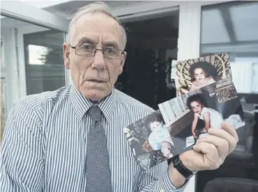  ?? ?? Richard Lee with photos of his daughter Katrice
Picture: Frank Reid