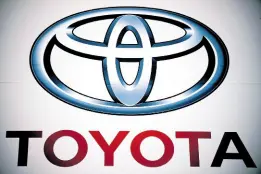 ?? AP ?? This photo shows a logo of Toyota Motor Corp at a dealer on May 11, 2022, in Tokyo, Japan.