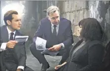  ?? Larry Horricks
20th Century Fox ?? DIRECTOR PAUL FEIG (center) with Jude Law and Melissa McCarthy on the set of his most recent female-centric movie, “Spy.”