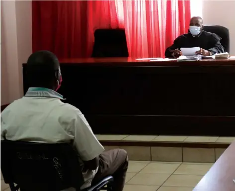  ?? KINDALA MANUEL | EDIÇÕES NOVEMB RO ?? “Caso” FAF começou a ser julgado ontem na 3ª Secção do Cível e Administra­tivo do Tribunal Provincial de Luanda
