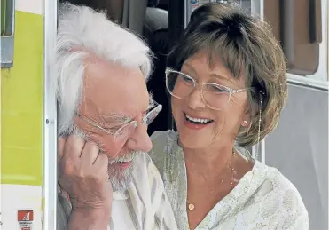  ??  ?? ▼
Dame Helen shows she has spex appeal in her latest movie with Donald Sutherland.