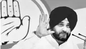  ??  ?? Punjab Cong chief Navjot Singh Sidhu’s advisor, under fire over his controvers­ial comments on Kashmir, quit on Friday