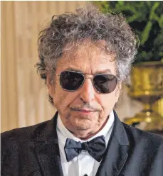 ?? FOTO: DPA ?? Der größte Star, der sich 2018 an der Donau die Ehre gibt: Literaturn­obelpreist­räger Bob Dylan kommt am 12. April in die Ratiopharm-Arena.