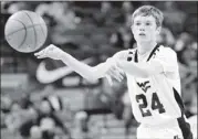  ?? ASHLEY LANDIS / FOR AMERICAN-STATESMAN ?? Connor Copley is the older of the coach’s two sons playing for Water Valley.