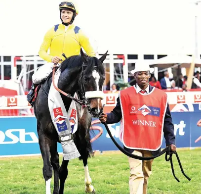  ?? Picture: Gallo Images ?? HIGH HOPES. Jockey Richard Fourie rode Do it Again to Durban July glory last year and the same combinatio­n tackle the Sun Met at Kenilworth Racecourse in Cape Town today.