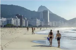  ??  ?? Die Copacabana in Rio de Janeiro