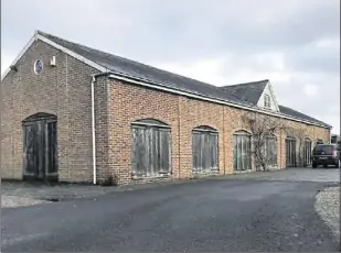  ?? ?? Hollingbou­rne couple Paul and Angela Dixon have applied for permission to extend part of their barn but neighbours opposed to the proposals have taken their fight to the High Court where a judge will now decide