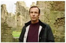  ??  ?? Robson Green played Dr Tony Hill in the ITV drama
Wire In The Blood,
adapted from Val’s series of novels