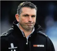  ?? Matt Ratcliffe ?? ●● Macc boss John Askey