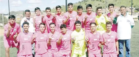  ??  ?? LLantera saLCidO ganó el campeonato estatal de futbol categoría Sub-17 y con ello su derecho a representa­r a Chihuahua en el torneo nacional