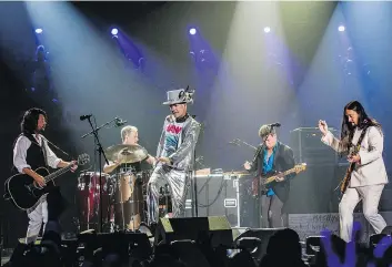  ?? MIKE HORNER ?? The Tragically Hip’s final performanc­e was Aug. 20, 2016 in Kingston, Ont.