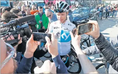  ??  ?? FOCO DE ATENCIÓN. Chris Froome, durante la Vuelta a Andalucía en la que acabó décimo.