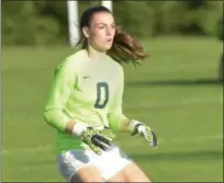  ?? STAN HUDY - SHUDY@DIGITALFIR­STMEDIA.COM ?? Averill Park goalie Megan Glanton readies for another Shenendeho­wa shot on goal in the second half of Tuesday’s Suburban Council clash.