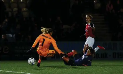  ??  ?? Vivianne Miedema breaks the deadlock for Arsenal Women with her 24th goal of the season. Photograph: Ian Tuttle/BPI/REX/Shuttersto­ck