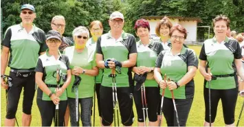  ?? Fotos: Ernst Mayer ?? Immer mehr Gruppen bilden sich, um einzelne Etappen der Landkreis Tour gemeinsam zu genießen – wie dieses Team eines Un ternehmens aus Haldenwang.