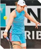  ??  ?? Ashleigh
Barty prefirió retirarse que lesionarse más.