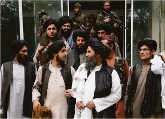  ?? ?? Taliban officials in Kabul marked the anniversar­y in April of the death of founder Mullah Mohammad Omar. They are facilitati­ng talks between Pakistan and the Pakistan Taliban. Ebrahim Noroozi / Associated Press
