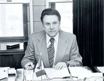  ?? THE CANADIAN PRESS FILES ?? Allan MacEachen, a long-serving Liberal MP and senator from Nova Scotia who was a driving force behind many Canadian social programs, has died at the age of the 96.