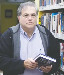  ?? JOHN KENNEY/FILES ?? Dr. Jeffrey Derevensky, chair of the department of educationa­l and counsellin­g psychology at Mcgill University, said while there are many “outstandin­g” e-learning tools, the rapid and unexpected shift to e-living may very well come with downsides.