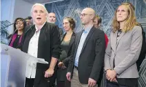  ?? PETER McCABE ?? Québec solidaire’s newly elected MNAs stand with co-spokespers­on Manon Massé after holding their first caucus meeting on Friday.
