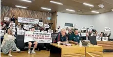  ?? COUNCILLOR CATHERINE CHU ?? Wharenui Pool supporters in the public gallery during the council’s long term plan hearings.