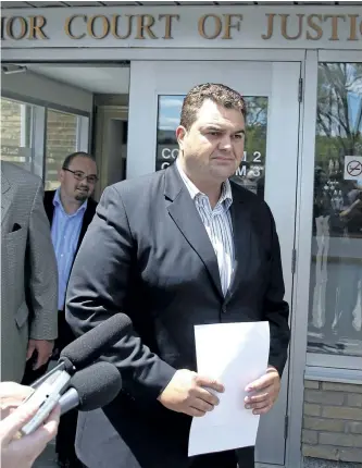  ?? CLIFFORD SKARSTEDT/EXAMINER FILES ?? Former MP Dean Del Mastro is seen as he was freed on bail, pending his appeal, on June 26, 2015 at Peterborou­gh Superior Court of Justice.