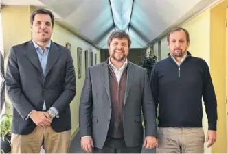  ?? EMMANUEL BRIANE-LA NUEVA. ?? LOS FUNCIONARI­OS Manuel Frávega, Rodrigo Aybar y Martín Boccacci, del OPDS.