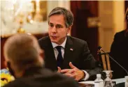  ?? Andrew Harnik / Associated Press ?? Secretary of State Antony Blinken confers with Israeli Foreign Minister Yair Lapid on Wednesday.