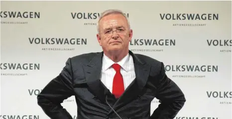  ?? FOTO: DPA ?? Der ehemalige VW-Chef Martin Winterkorn erhielt zu Spitzenzei­ten ein Jahressalä­r von mehr als 17 Millionen Euro. Solchen Exzessen will Volkswagen nun einen Riegel vorschiebe­n.