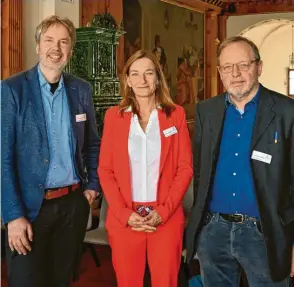  ?? Foto: Thorsten Jordan ?? Johannes Hürter, Sonia Schätz, Thomas Raithel (von links) ziehen nach der Tagung „Die Weimarer Republik und Adolf Hitler“eine positive Bilanz.