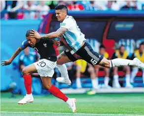  ?? — GETTY IMAGES FILES ?? The ability for a player such as Argentina’s Marcos Rojo, right, to play with Manchester United in the Premier League could be compromise­d when England officially withdraws from the European Union. Brexit could mean stricter rules around foreign recruits.