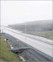  ?? JOE GIBBONS/THE TELEGRAM ?? The Team Gushue Highway as seen Friday from the newly constructe­d Captain Whalen Drive overpass as it exits from Blackmarsh Road looking north, which takes motorists toward Kenmount Road.
